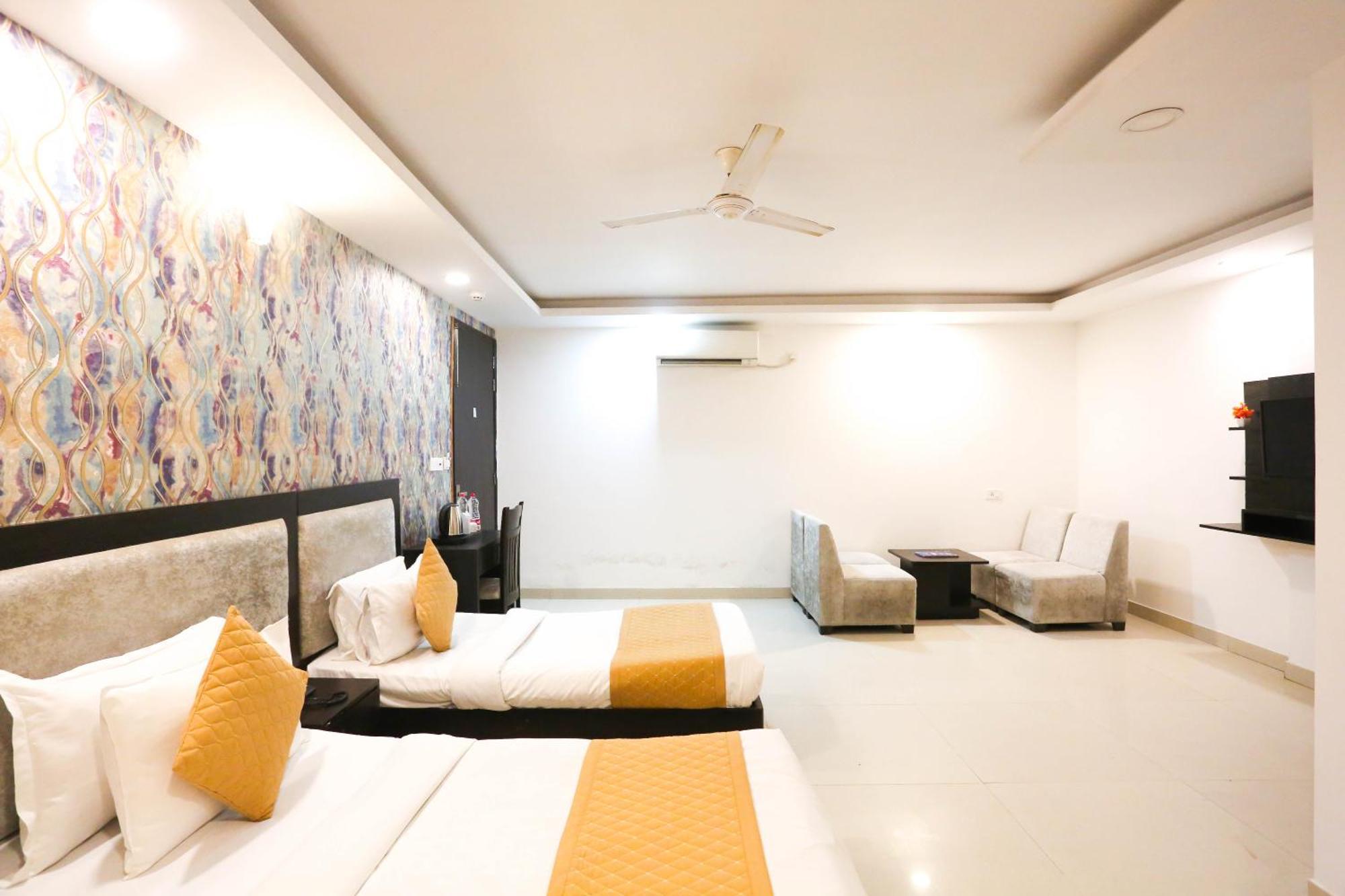 Hotel Aashiyana ニューデリー エクステリア 写真